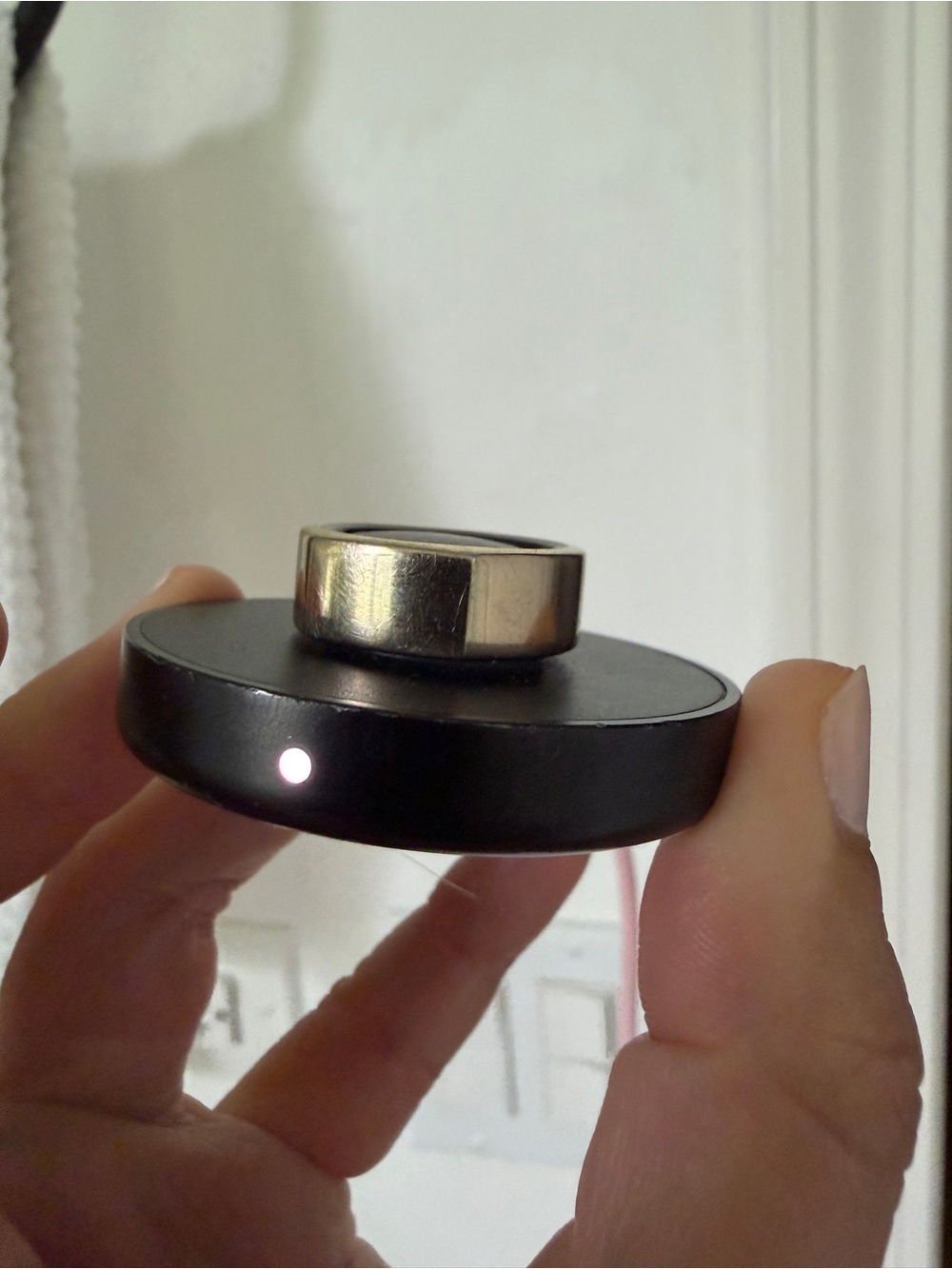 Pre owned Oura Gen3 Heritage Gold US7 Set Ring and Charger (usb-c cable needed)